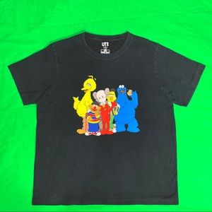 Kaws x Uniqlo Sesame Street Group #2 Tee Black